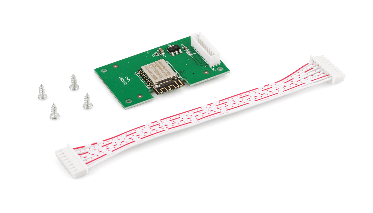 WLAN-Datenschnittstelle auf weißem Hintergrund. Das Set besteht aus einem weiß-roten Kabel, eine Leitplatte und vier Schrauben.