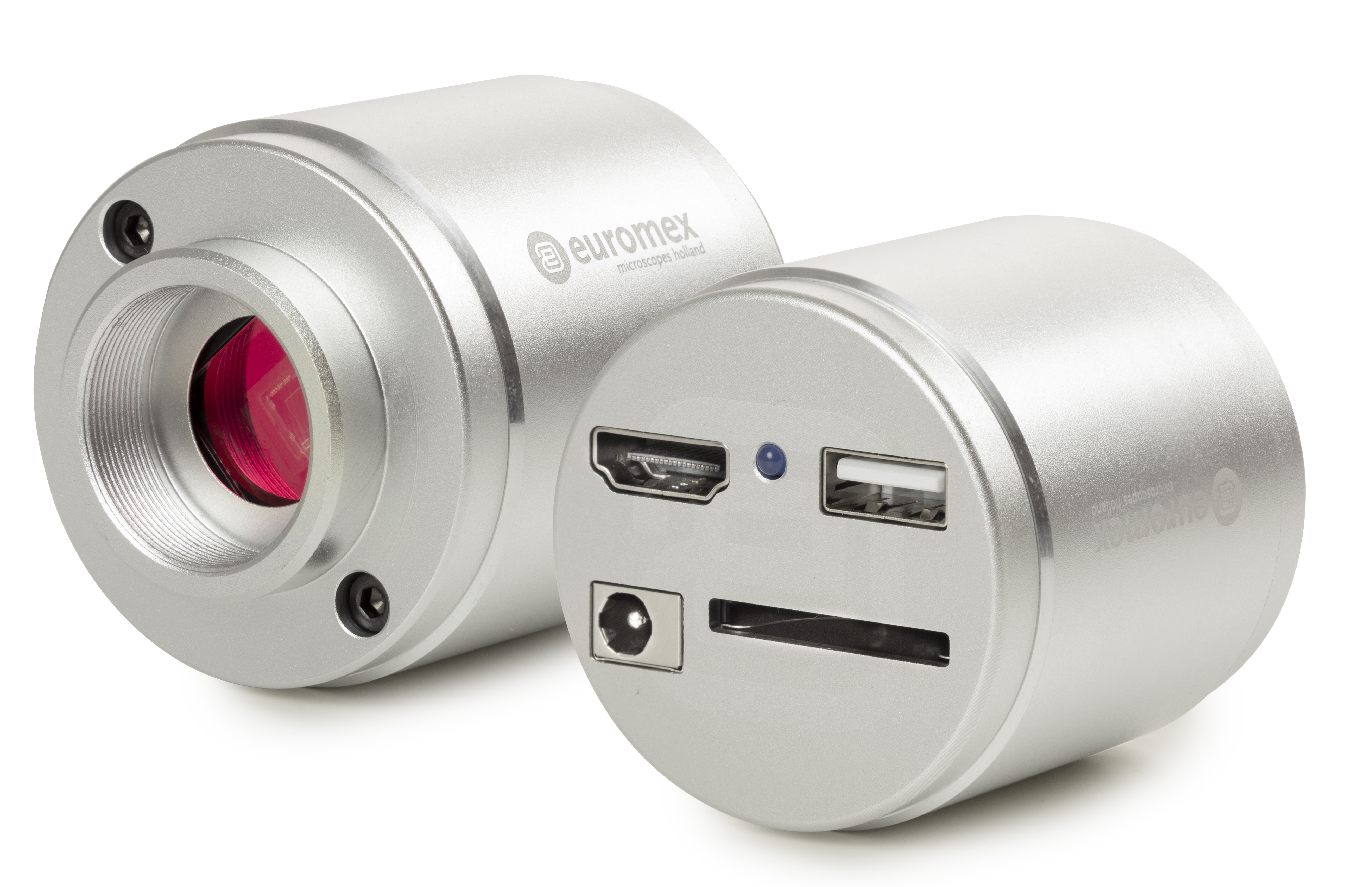 Seitenansicht einer runden Euromex HD-Farbkamera. Zwei Kameras sind abgebildet um zwei Seiten zu zeigen: die linke zeigt das Objektiv (eine rote Linse), währen die rechte die USB-Stecker zeigt.