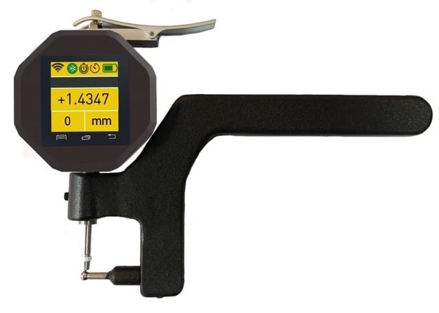 10mm Digital Rohrwanddickenmessgerät, 0,01mm Auflösung, Color 1.5" Touchscreen, Wireless+USB — Microtech Metrology